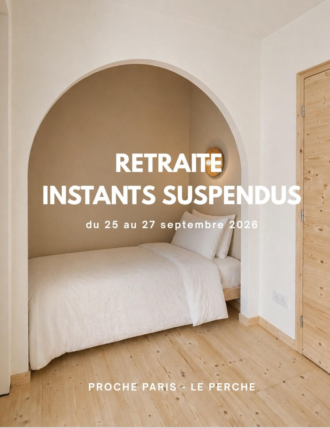Chambre double à l'étage chez Maison Fertile pour retraites yoga dans le Perche.